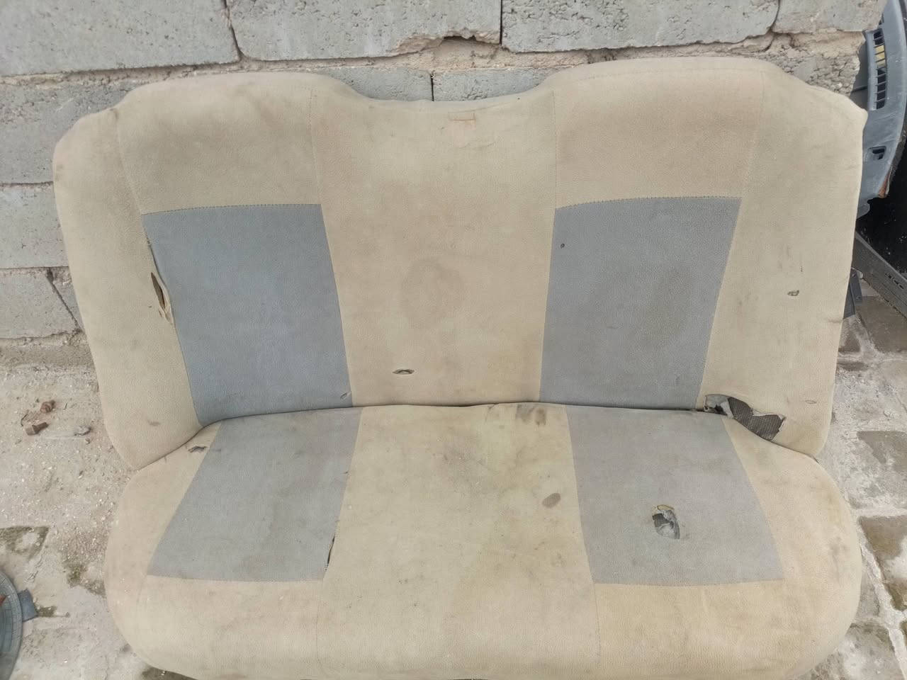 كشنات سايبا لبيع موديل حديث مع  الدعاميه  سعر 55
وبيهن مجال باتصال برقم  ***********
