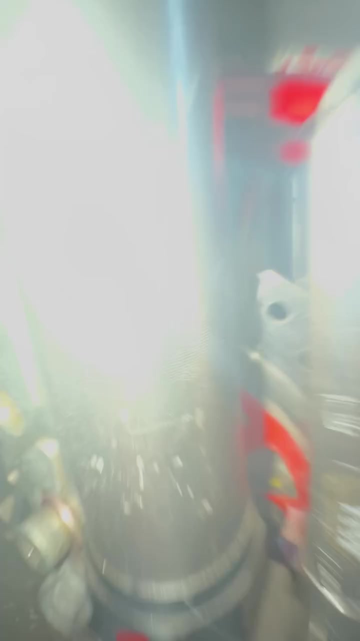 السلام عليكم سكنس جبلي للبيع مال رمبه صارلي 20 يوم من نزلته  مقفوله كفاله عامه. برغي ما مفتوح بيهه. رايده ب 1800. مكاني بغداد الدوره. رقمي ***********
