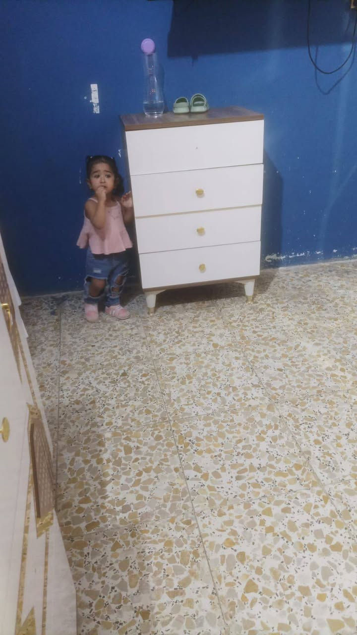 السلام عليكم
غرفه تركي 7 قطع نضيفه كلش نضافته 90٪
السعر 450 مكاني نجف حي الشرطه مستعجل على بيعته تليفون ***********
