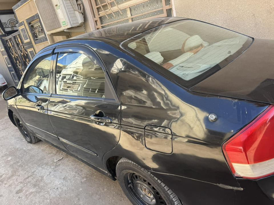 السلام عليكم…..
كيا سيراتو موديل 2008 
متومه دهوك وجاهزه 
گير ومكينه مكفولات 
تخم تاير هسه شاده 
حداديه جاهزه وكامله
كهربائيات كلها كامله
جام كهربائي 
شاشه كبيره 
السعر ٤٣ وبيها مجال
مكان كربلاء ***********
