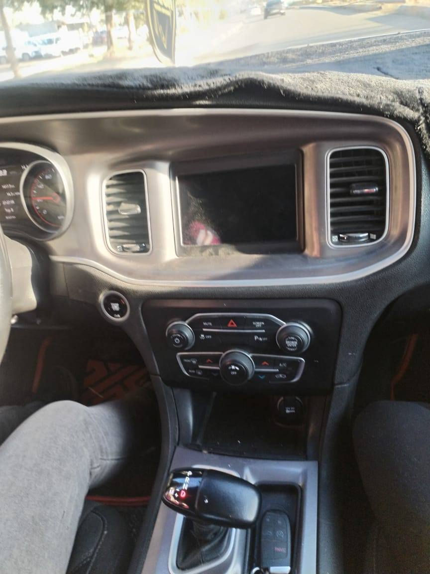 سلام عليكم
للبيع جارجر
موديل 2022
رقم بغداد 
حادثه بنيد وجاملغ 
مواصفات سياره جيتي 
سياره محرك +كير+تبريد+تخم تاير جديد+
سياره جديده 
مكان كربلاء 
رقم ***********
