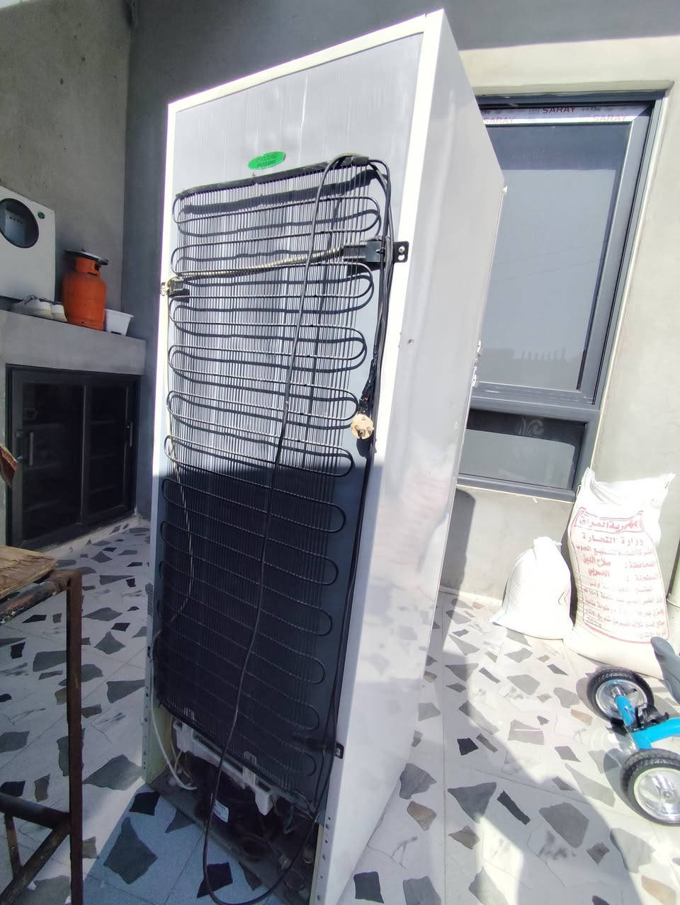 بیع مستعجل
ثلاجة بدون عیب بس الشیاشە مزنجرە و ینصبغ عادي
نضیفە سعرە 120الف و مجال
***********
