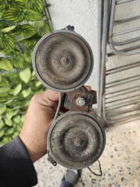 هورن سيدان اصلي فيشه حمره السعر ١٢٥ وبي مجال 07721258396