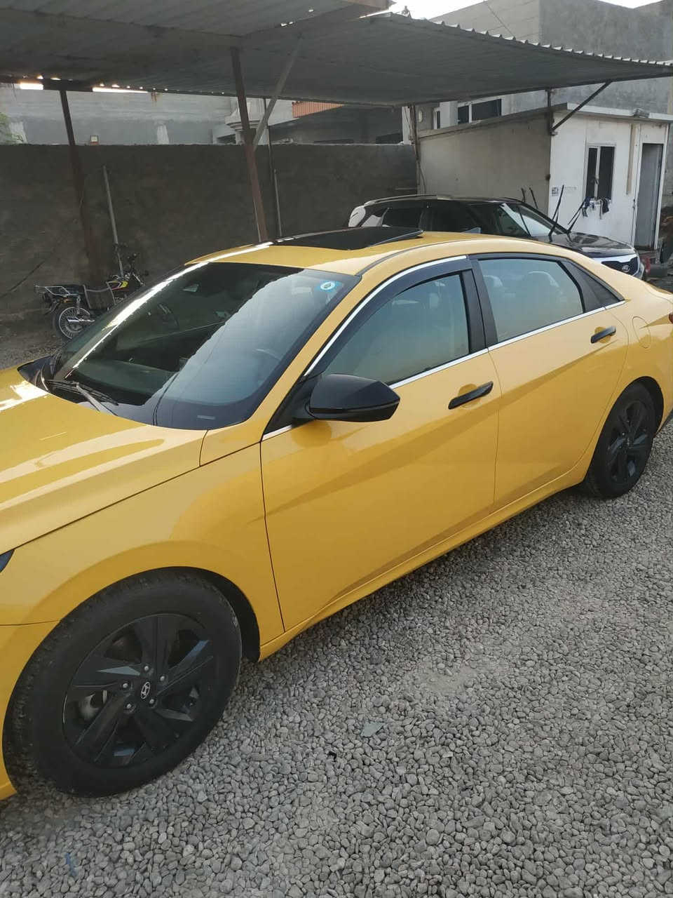 سلام عليكم النترا موديل ٢٠٢٢ بغداد بسمي فول واحد ع واحد جاهزه من كلشي تخم تاير دواخل  خير من الله حادث بنيد فقط شواصي الغود كفاله السعر ١٦٧ وبيه مجال ***********  ‭٠٧٧٢ ٨٧٩ ٨٩٢٧‬
