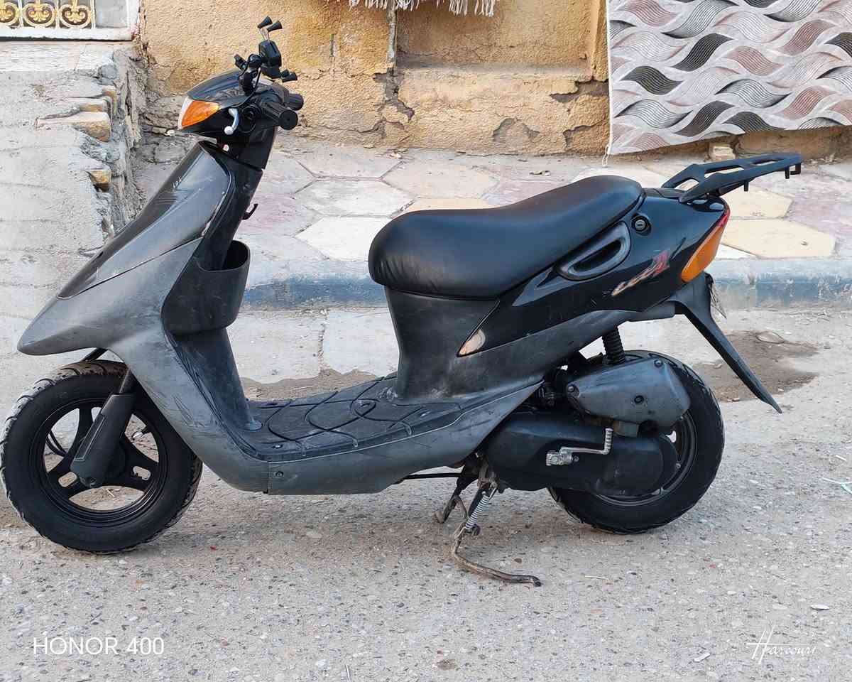 زرزوكي مصطره  للبيع
دراجه وكيل صار شهر و١٦يوم من طالعه من الوكيل 
الدراجه كفاله من الطول لطول كهربائيات كله شغاله عينه سلف هورن كلا عل. ابلاد تايرات جدد عدسه كلوب جديده زنون اصفر الدراجه كفاله للخير
السعر 500وبيه مجالي لشراي اتصل وادلل
رقمي ***********
