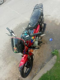 دراجه بوكسر مرقم ديالى رقم انكليزي ٢١ السعر مليون ونص تحويل ثاني يوم س...