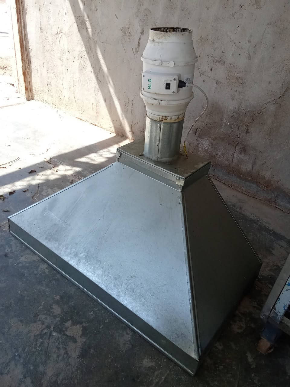 السلام عليكم _$ أغراض كافتريا للبيع العنون 7 كيلو
***********
