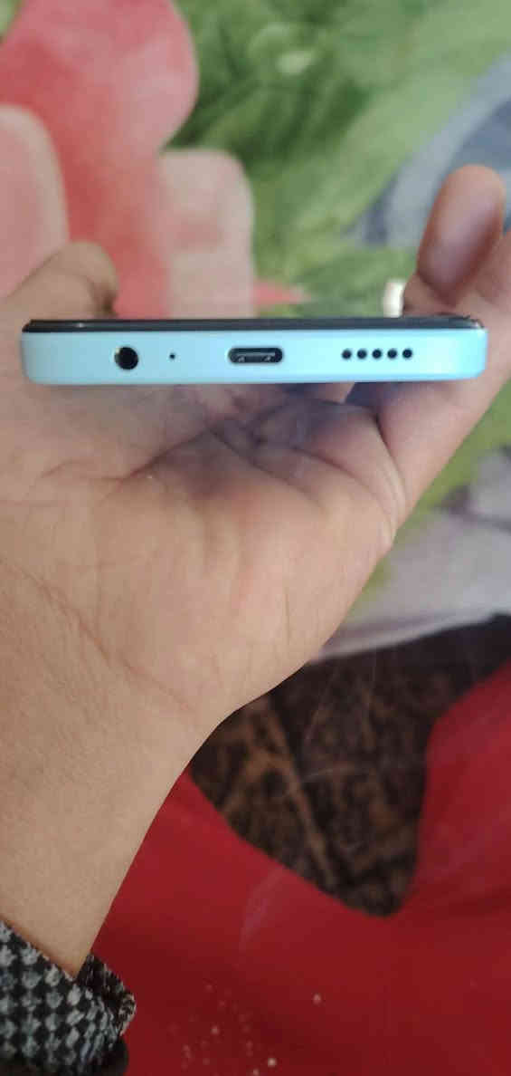 السلام عليكم جهاز مراوس مستعملة شهر واحد الكارتون وياه ***********
