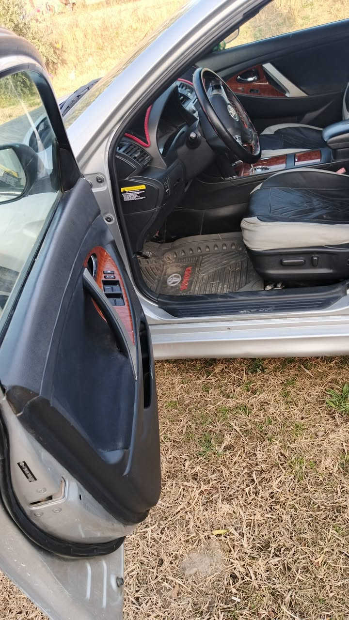 2007محدثه 11ستة6سلندر  مبدل بيه خاملغ بلادي بدون دواخل سنويه ل 28تنتهي شرط لمداور مكان حلة ***********
