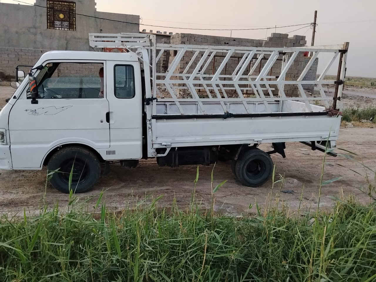 السلام عليكم للبيع كيه موديل 96  بدون محجر السعر 57 وبيه مجال قليل المكان الكوت ***********
