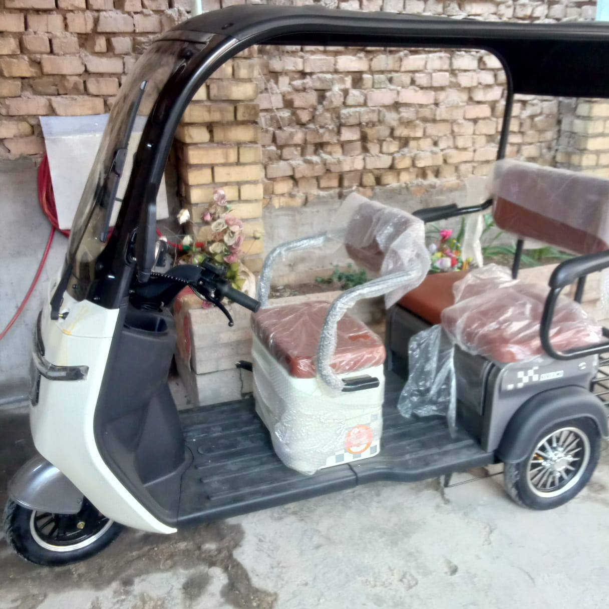 السلام عليكم  تكتك شحن البيح السعر 2مليونين ***********
