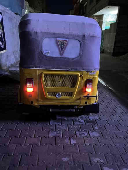 السلام عليكم تكتك باجاج 2021 مرقم كربلاء سنوية بلتحويل تستلم الوحة التكتك مكينتهة خير من اللّٰه كشرهة شوية تعبان مال جناية العنوان بغداد الشعلة
***********
