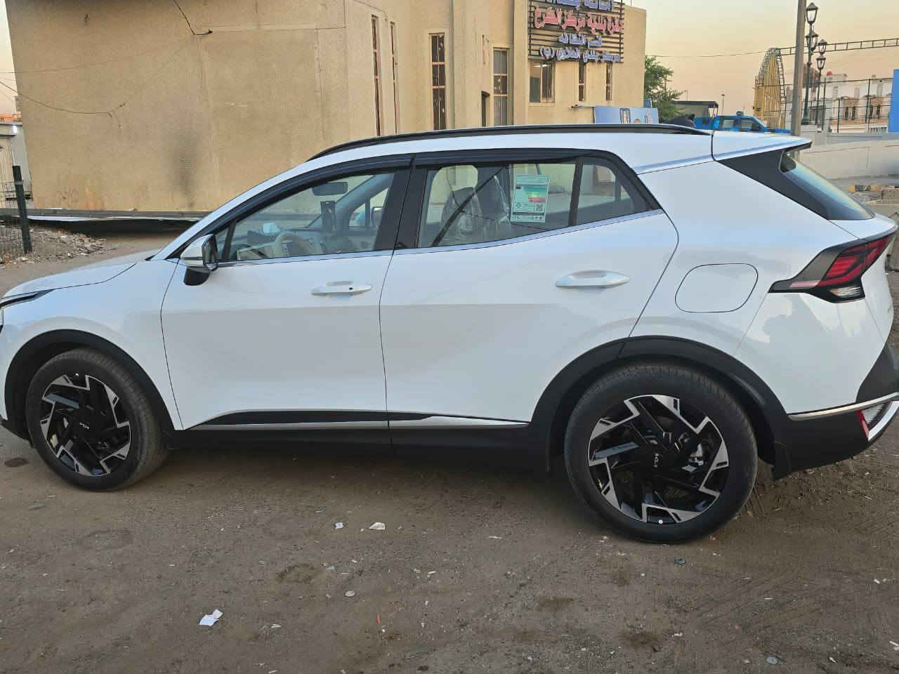 سبورتج خليجي 2025 مكفولة ماشيه 5الف بانوراما تحكم ستيرن بصمه اشاير بالمري حساس امامي خلفي جنطه كهرباء تدفئه بالمقاعد وتدفئه بالتستيرن السعر 240
***********
