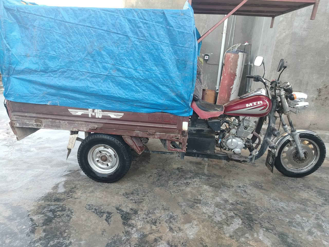 سلام عليكم  ستوته امتيار محرك ابو طير سعر 550شاصي نظيف تيرات جدد العنوان ديالى حمرين موديل 2014 اوراق  الرقم ***********
