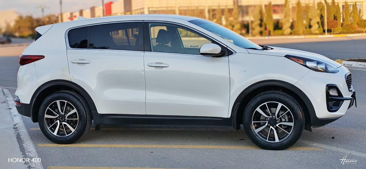 ***********
***********
سعر 165بي مجال
 كيا سبورتاج ٢٠٢٠ وارد أمريكي🇺🇸🗽
ضرر جملغ خلفي باب مبدل بلادي 
بدون ئيرباگ ماشي ٧٦الف ميل 
محرك جدي أي ب شرط فحص مامفتوح
سنوية رقم منتهي 
شاشة جبيرة فورويل تحكمات 
العنوان السليمانية معرض باران السليمانية, العراق
