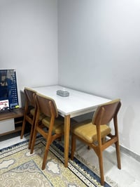 ميز طعام خشب زان • ١٨٠×٩٠ • ست كراسي