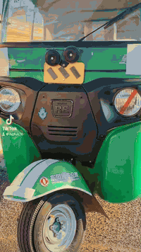 تكتك البيع  21شهر 11رقم زنويه كفاله كشر مكينه مكان المجر الكبيره. سعر. 7800 بي مجال. ***********📞
