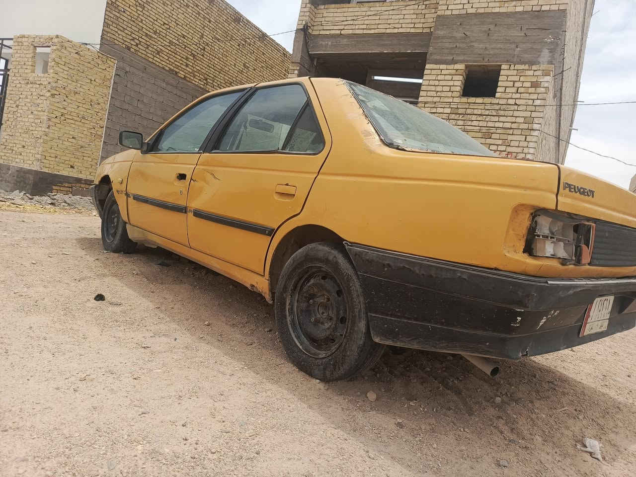 بيجو روى 2009 بابل محرك ياباني ونجي كير اوتوماتيك بس ماينمر مبوش سعر 10$  موبايل ***********
