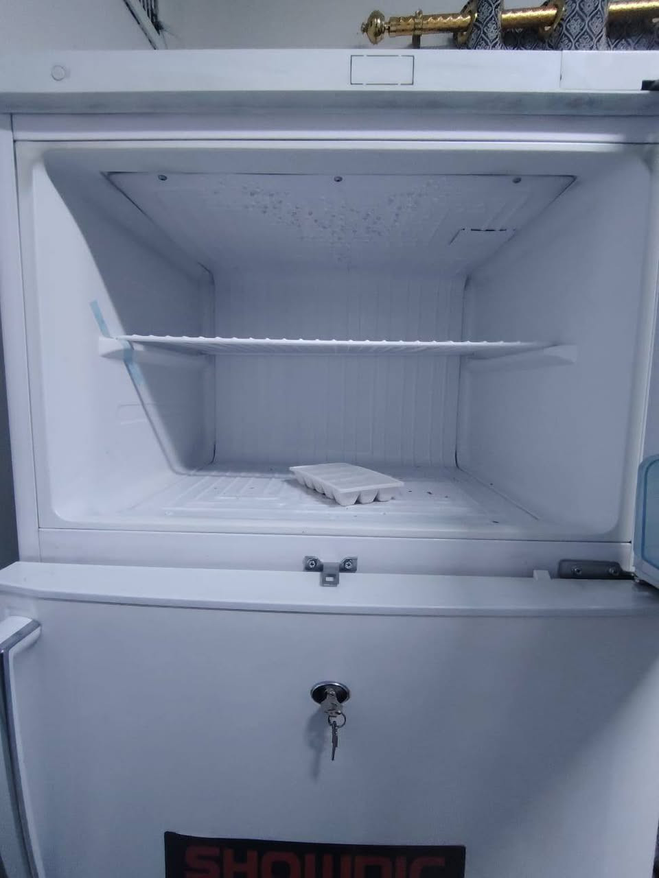 ثلاجة للبيع جديدة ونضيفة للاستفسار مراسلة واتساب
‏‪***********‬‏
