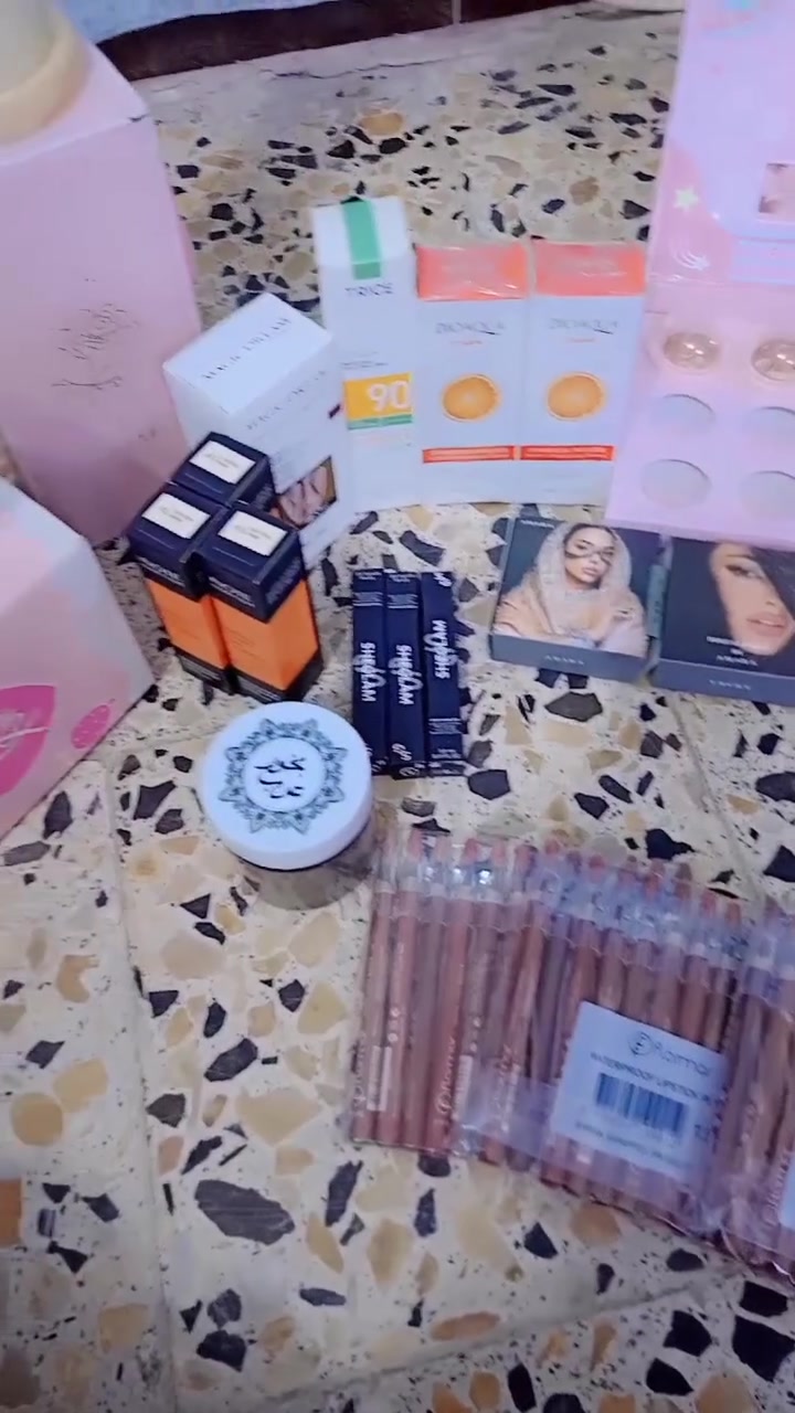 تصفيه كوزمتك كوله اصلي عدسات مكياجات تحفيات اريدهن كلهن ب70 وبيهم مجال


**إذا كنت صاحب هذا الإعلان وتريد حذفه لأي سبب، رجاءا أرسل رسالة إلى الدعم الفني**
