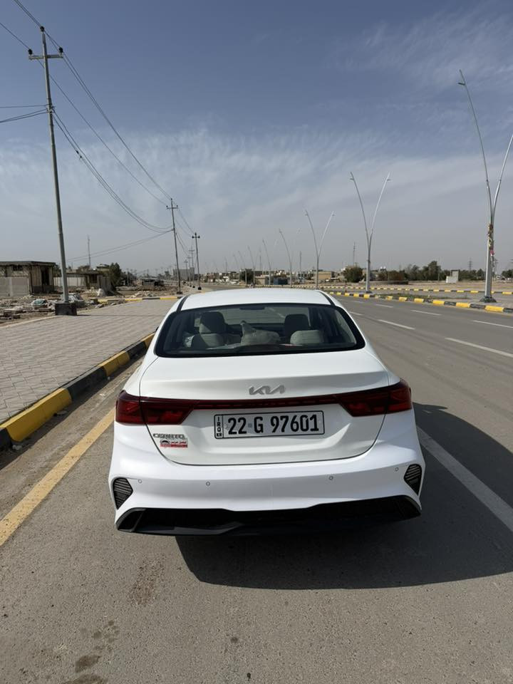 السلام عليكم 
للبيع سيراتو خليجي موديل 2024
ماشيه 43 الف
محرك 1600
داخل لونين
تبريد قطعتين
مثبت سرعة
بلوجكتر امامي
حساس خلفي

للاستفسار والاتصال على الرقم
***********

مكان السيارة واسط - قضاء العزيزية
