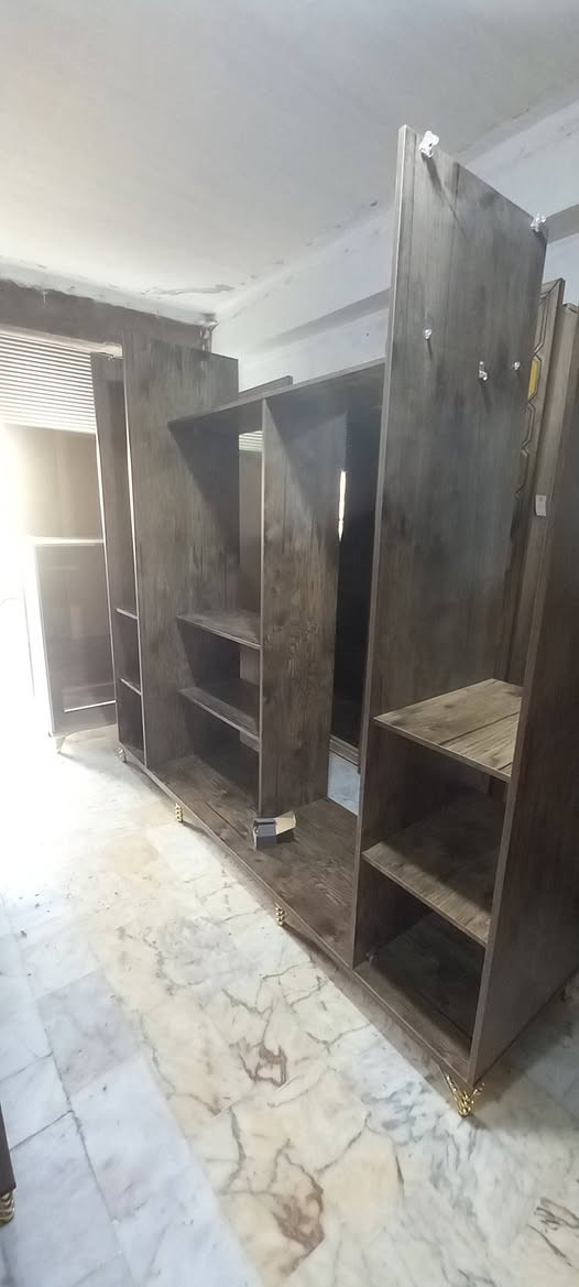 من أعمالنا 
تفصيل على حسب الطلب 
موبيليا وديكور منزلي 
Furniture designمصمم موبيليا وديكور منزلي


**إذا كنت صاحب هذا الإعلان وتريد حذفه لأي سبب، رجاءا أرسل رسالة إلى الدعم الفني**