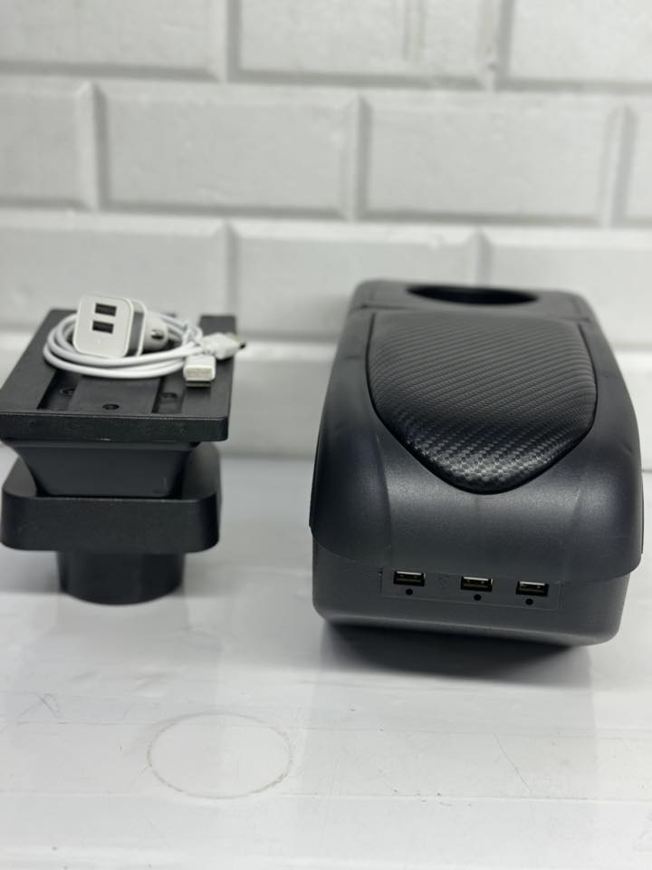 مسند وسطي يحتوي على 6 منافذ USB
 كامل مع ملحقاته 
ينربط عن طريق الجدحه او USB
يوجد توصيل جميع محافظات العراق


**إذا كنت صاحب هذا الإعلان وتريد حذفه لأي سبب، رجاءا أرسل رسالة إلى الدعم الفني**