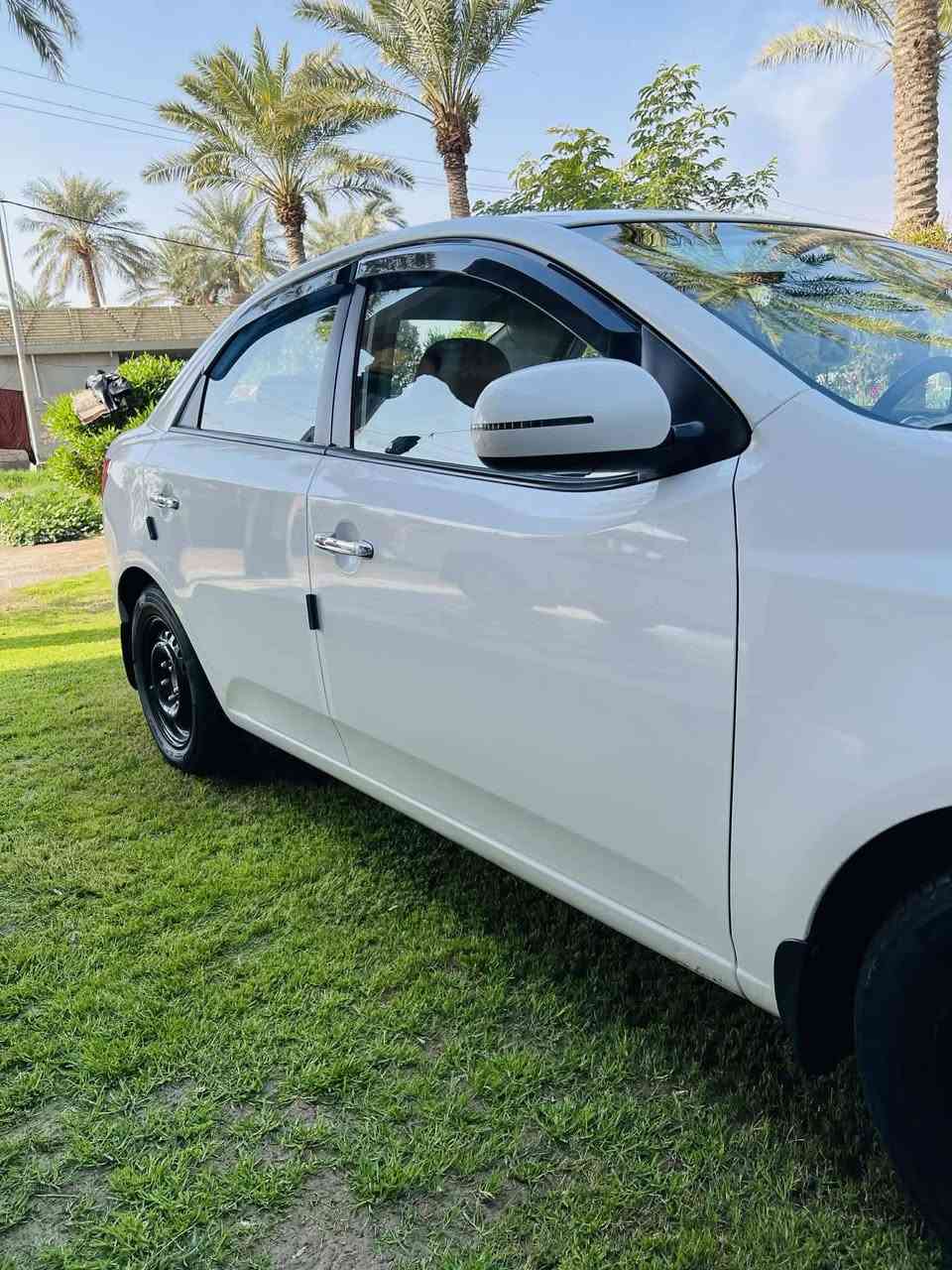 السلام عليكم كيا سيراتو للبيع فوله كفاله رقم اربيل تريد وكاله تريد تحويل موديل 2013 مال جناي سعرها 118 العنوان واسط الزبيديه *********** ***********
