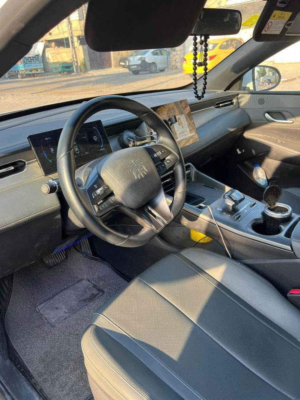 السلام عليكم 
BYD كن بلاص موديل 2025للبيع 
نص فول مو الفول مالتها المواصفات مالتها المعروفه السياره ماشيه 22الف كيلو متر 
السياره ضررها خسفه بل بنيد موضح بل صوره وجاملغ الايمن والايسر طعجات خفيفه يرجعن بارد السياره سعرها 18 مليون وبيها مجال مال جيتك وتحويل ثاني يوم للاستفسار واتساب او اتصال فيس بوك غير متوفر *********** بغداد, العراق


**إذا كنت صاحب هذا الإعلان وتريد حذفه لأي سبب، رجاءا أرسل رسالة إلى الدعم الفني**