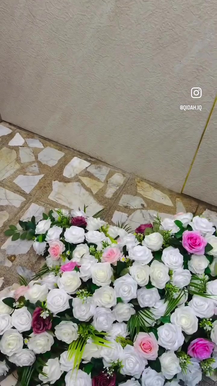 ورد أمتار تنفيذ حسب الطلب 🌸🌺🌼

البنوك بداية شارع الميثاق 📍

#ورد 
#تزيين_كوشات_الأعراس 
#توزيعات 
#مناسبات 
#اعراس


**إذا كنت صاحب هذا الإعلان وتريد حذفه لأي سبب، رجاءا أرسل رسالة إلى الدعم الفني**