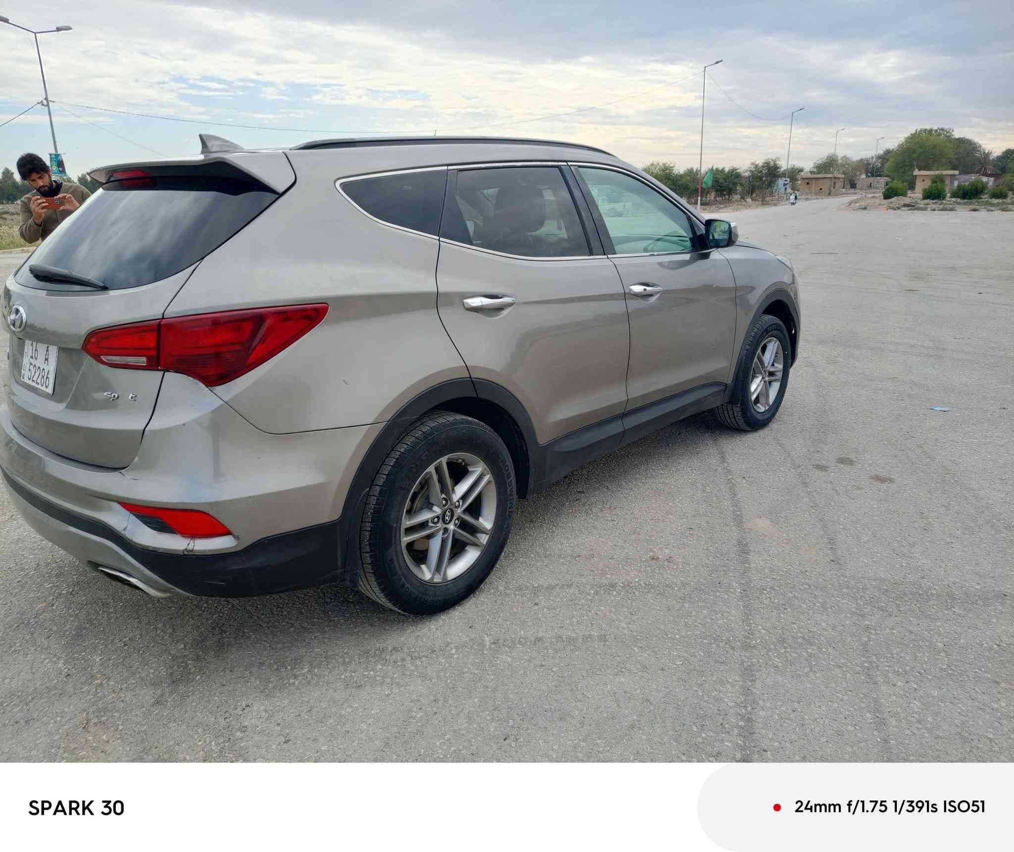 من رخصة مدير الكروب
سنتافي موديل 17 وارد أمريكي 4 سلندر. 2400
تبريد قطعتين 
كشن كهربائي 
تدفئه كشن 
السعر 145. وبيهه مجال 
الرقم الجديد الدولي 
المكان بابل المسيب سدة الهنديه 
***********
***********
