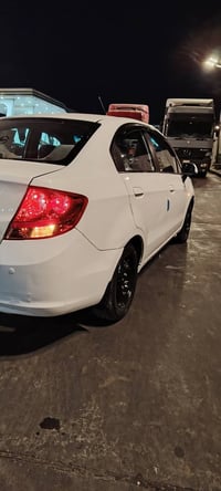 شوفر سايل مكفولة من الصبغ عدا البنيد كد شبر السياره جاهزه على اخر حباي...