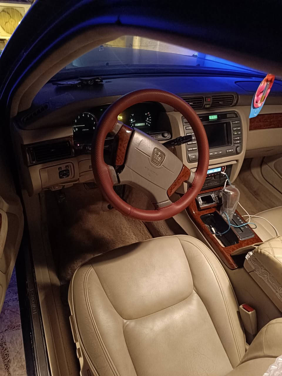 يا الله الهم صلي على محمد وال محمد 
سياره تيوتا كراون ملكه 🇯🇵 
رقم كركوك مدفوع كمرك قرار 48 باقي بس عل رقم وقرصها واصل رسميات كامله 💽
المواصفات ✨
فول واحد على واحد ما عده الفتحه 
مكفوله كفاله عامه من كص ونقل جثه وسرقه ورسميات وضربه قويه 
اربع دكم كرستال اصل مكينه ديفور الجبير شاصي 75 🍃
اربع كشنات كهربائي تبريد خلفي ثلاجه ويل 16 
دبل شاشه مثبت سرعه داخل عسلي كشنات جلد 
تحوير نجف فوك وجوه دشبول عارف العيساوي 💯
سياره جاهزه تأيرات مكينه تبريد حداديه نعومه مكينه صافيه كله جاهز أنكر سويج وروح وين متريد 🌍
سياره جاهزه ومواصفاتها معروفه الفول السعر 118 وبيها مجال للشراي 
رجائا مو شراي لا تكسر بحلال الوادم ما عجبك السعر خلي ذكر طيب مثلك اليوم الادوات سعره 90 وفوك هاي سياره أصولي لا لغوه ولا كمرك الصاعد والفحص 
العنوان الديوانية حي الامام الصادق رقم الهاتف 
***********
*********** 
بيهم واتساب علما السياره بيع او مراوس حسب القناعه
