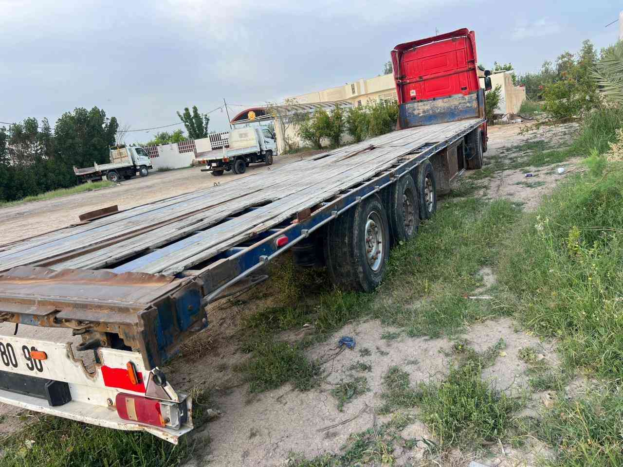 للبيع عربانه شمتز تخم تاير مكفول للإستفسار ***********
