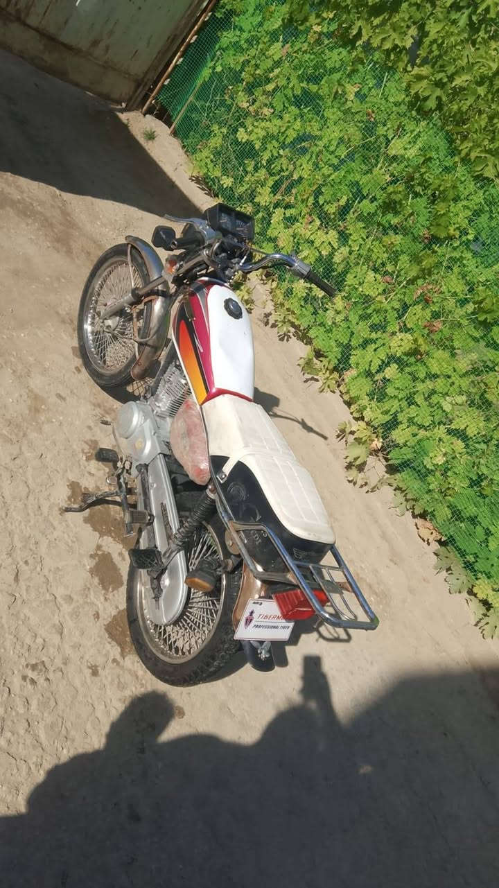 للبيع موديل 20اوراق سعر 425وبيه مجال


**إذا كنت صاحب هذا الإعلان وتريد حذفه لأي سبب، رجاءا أرسل رسالة إلى الدعم الفني**