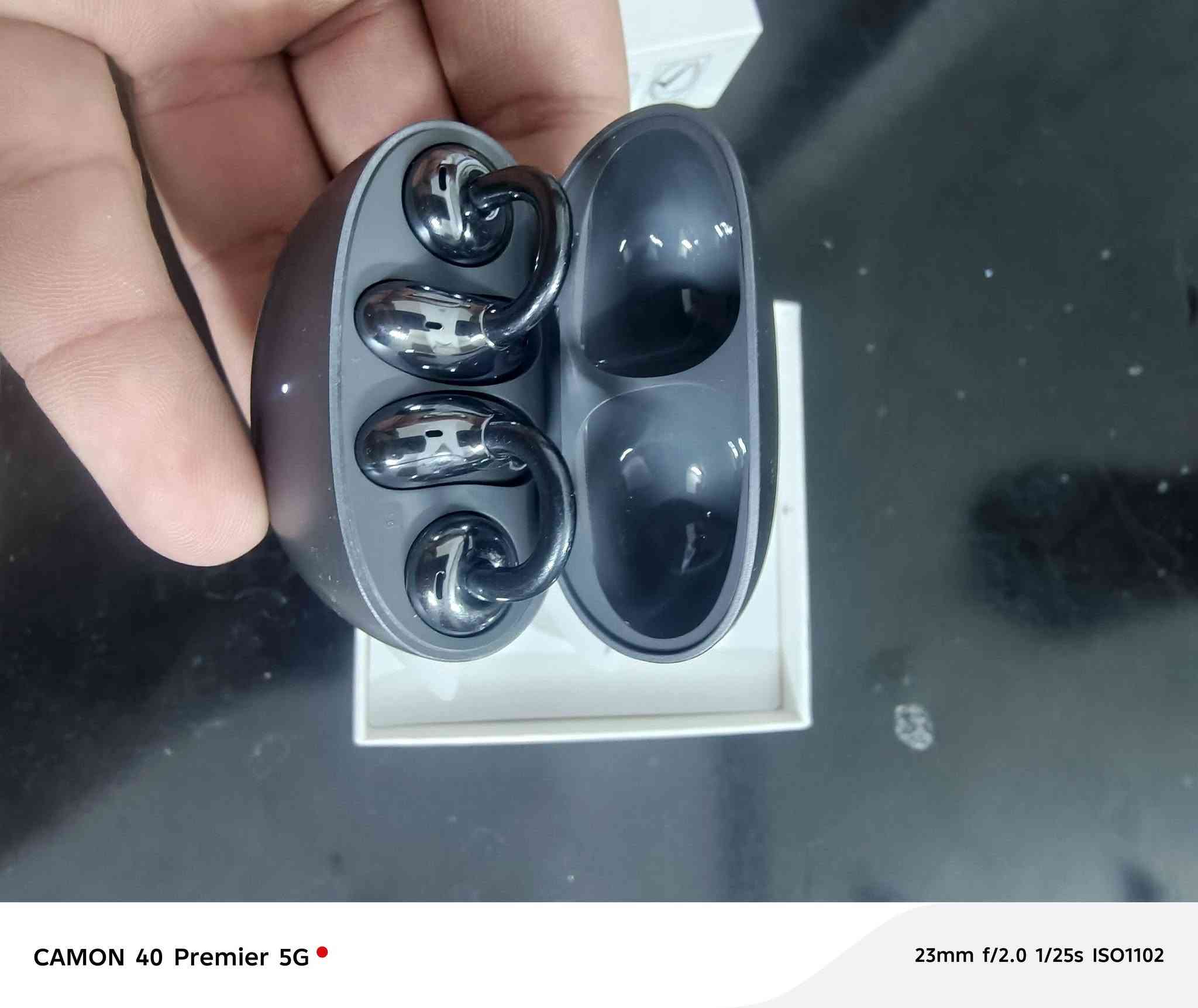 HONOR Choice Earbuds سماعة
Clip أصلية
✨تصميم عصري ومريح – تلبسها وتنسى إنها بإذنك
بطارية قوية توصل لحد 36 ساعة مريحة وما تضغط على الأذن
ثبات وجودة عالية
جديدة عن الحلال والحرام شاحنها مره
السعر 70
***********
