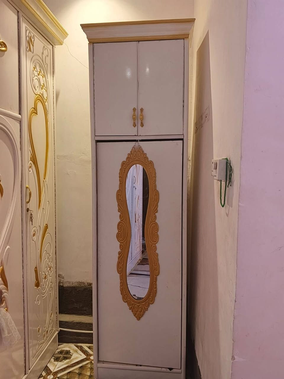 السلام عليكم غرفة صاج جديدة استخدام قليل للبيع ماخذهة بمليون ونص رايدهة بمليون وربع وبيها مجال رجاءا فقط الشراي يتصل على هذا الرقم واتساب ***********
