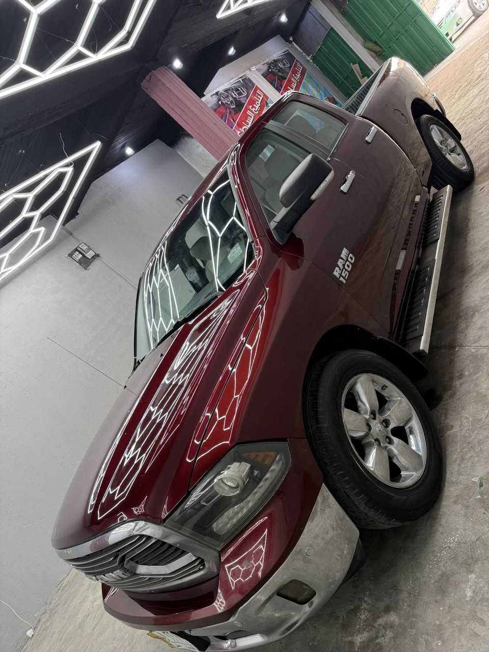 السلام عليكم
دودج رام كلاسك موديل 2018
محرك هيمي 5.7 
فئة LONE STAR
بدي طويل
السيارة وارد امريكي وصور الحادث مرفقة 
السيارة ماشية 260 الف كم
مكان السيارة السماوة
السعر 170$
للاستفسار ***********
