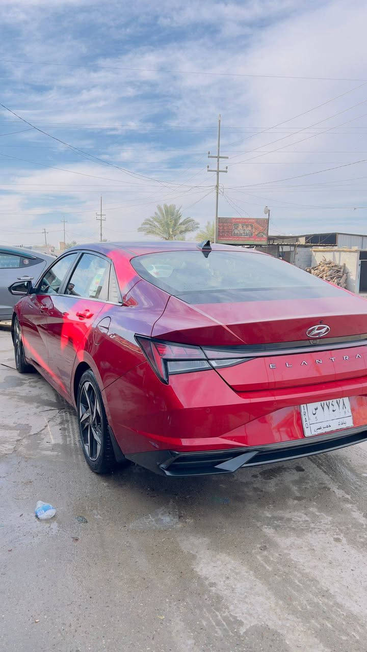 سلام عليكم النتره  موديل 22 ماشي 100الف مطلوبه مصرف راعيها يسوي وكاله وخوش ولد معدل منتسب من اهل المسيب مكينه 1600 السياره مكفوله وفول مواصفات  عده شخط بل باب والجاملغ الخلفي هم شويه بيه   *********** رقم صاحب السياره والسعر 155 وبي مجال بسيط حك الجيه
