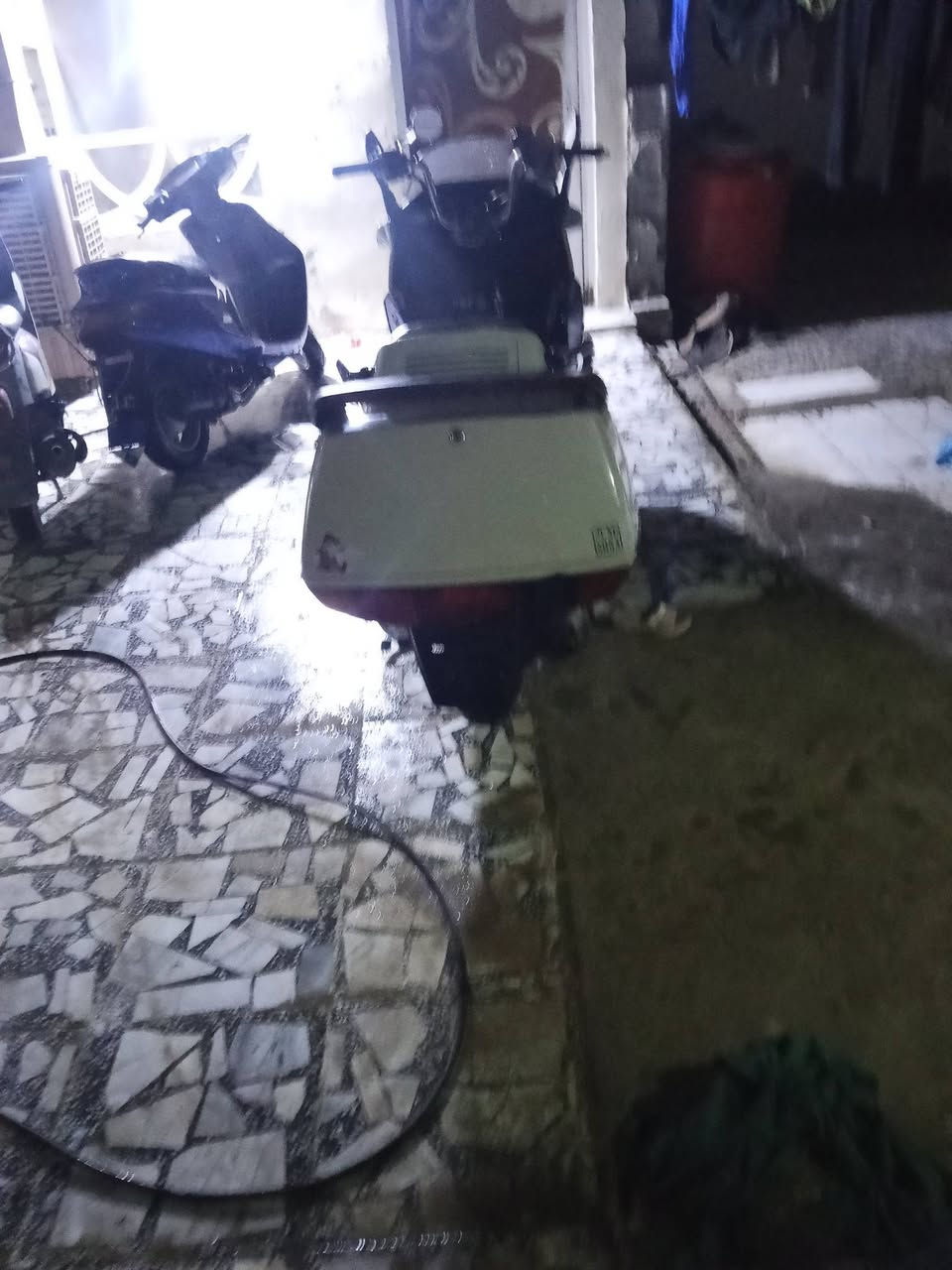 السلام عليكم دراجه مكفوله من كلشي كهربايت كلهه شغاله نكره سلف بي وقت مكان الدراجه كوفه شارع المطار الجديد السعر 800 وبيه مجال حك الجيه ***********

