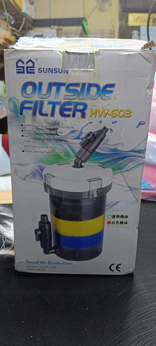 السلام عليكم ورحمة الله وبركاته 
 المنتج هو مرشح حوض سمك خارجي من علامة Sunsun التجارية. 
الموديل: HW-603 (أو HW-503 كما هو مكتوب على الصندوق).
الاستخدام: يمكن استخدامه بشكل مستقل أو بالاقتران مع مرشح خارجي آخر.
نوع المياه: مناسب للمياه العذبة والمالحة.
المميزات: يتميز بتصميم أنيق وسهل التركيب والاستخدام، مع تدفق كبير للمياه.
السعر ٢٠ الف مع التوصيل


**إذا كنت صاحب هذا الإعلان وتريد حذفه لأي سبب، رجاءا أرسل رسالة إلى الدعم الفني**