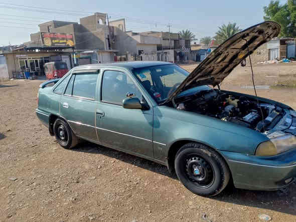 السلام عليكم  دايو سلو موديل 95كير اوتماتيك محرك مكفول  كلشي بيه شغال من كهربائيات وتبريد رقم  بغداد السعر 40 مكان السياره بغداد شهداء السيديه ***********
