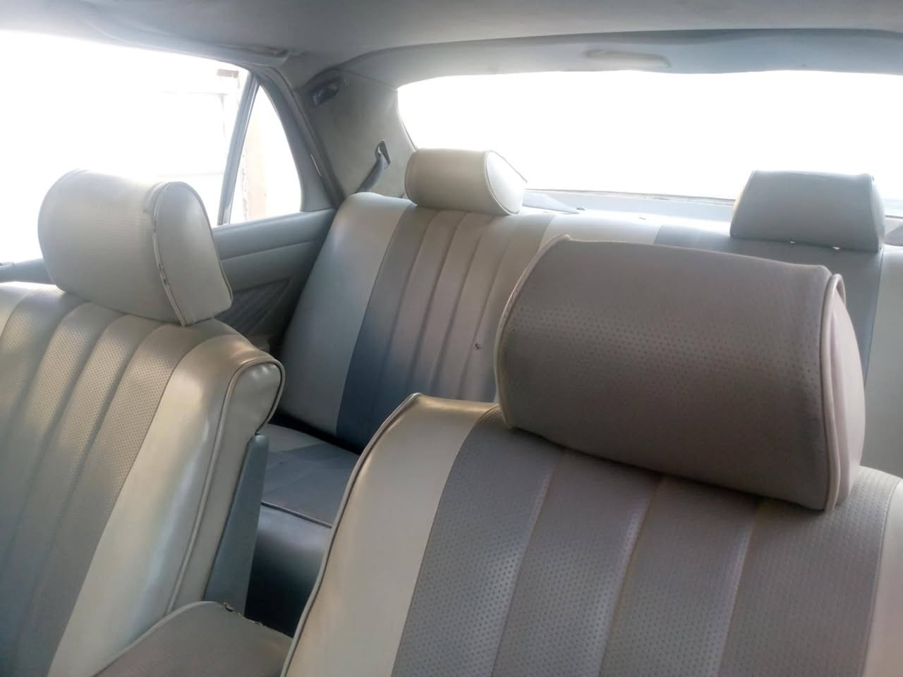 سلام عليكم
سيارة مارسيدس رئاسي موديل 86 رقم بغداد انكليزي بأسمي هزة جديدة مكينة 3000 بطة بيها بكن لا تنقيص ولا تبخير بس بكن السعر 45 وبيها مجال ***********
