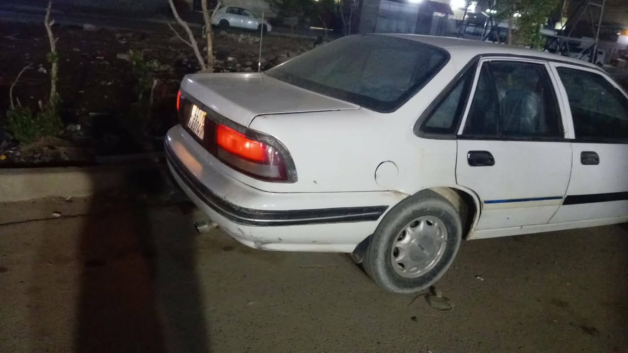 سلام عليكم سياره برنس داوي موديل95كير مكينه مكفولات حداديه جدد دواخل نضافه90من ميه رقمه بغداد نكليزي سنويه28 السعر 37وبيه مجال المكان بغداد الرقم ***********
