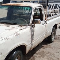 عندي البيكم للبيع اللي يتواصل عليه هذا الرقم 07768937000 07500087412