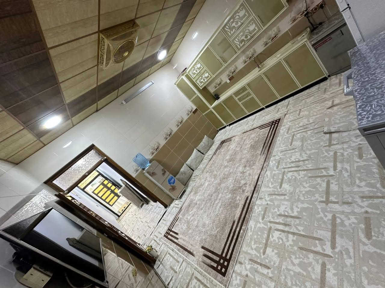 اعلان رقم (1787)📢📢📢
———————
دار للبیع مساحة 115 متر
فول سيراميك بناء حدیث 
الموقع الحرية
قرب سوك 
استفسار
***********
***********
