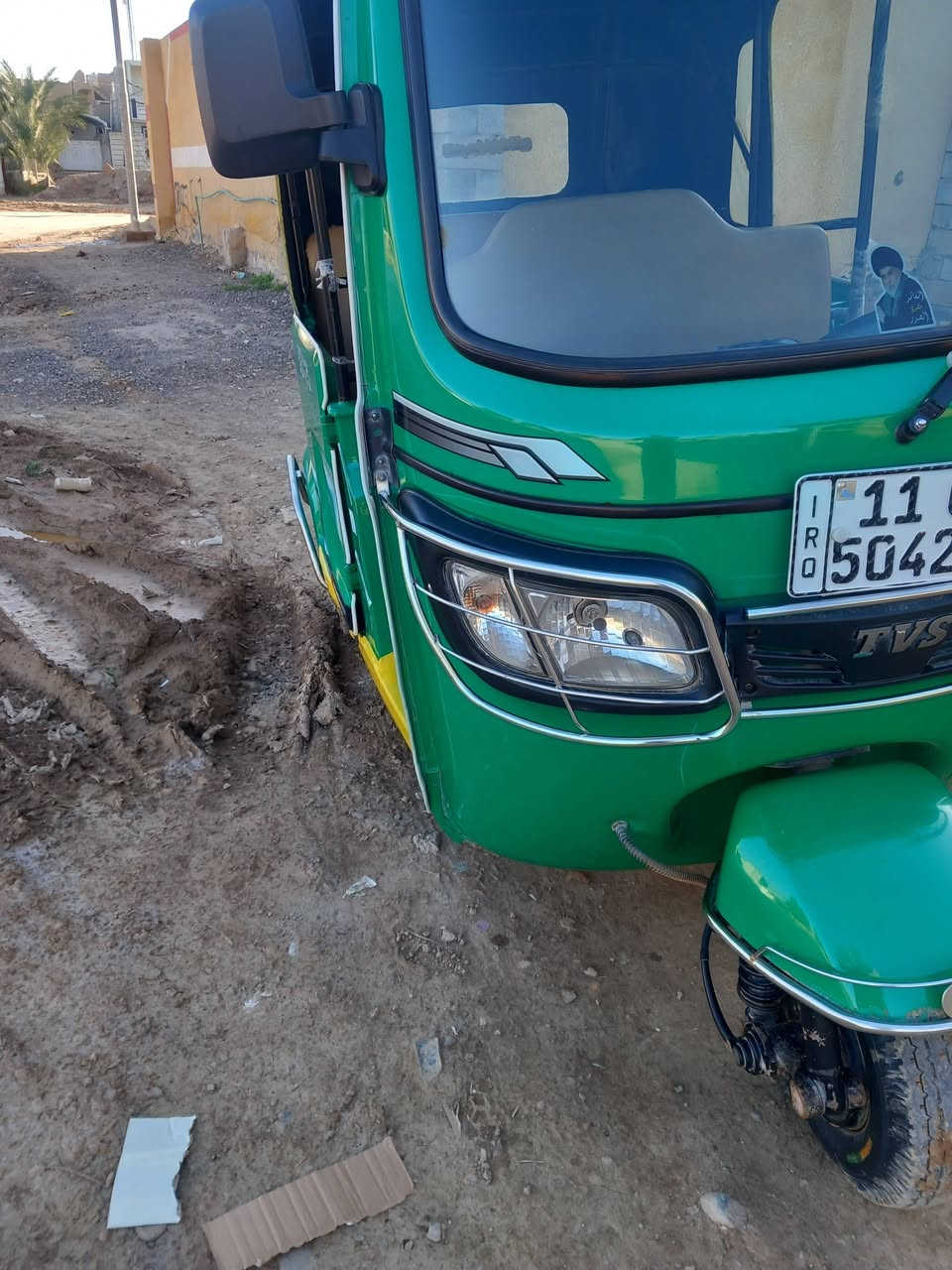 السلام عليكم تكتك للبيع موديل 22 كفالة عامة كشر ومحرك تحويل مباشر هزة جديدة سعر ٧٨٠٠ لمكان ديالى الخالص ضربة ماكو خياس ماكو صبغ ماكو علة وضع الشركة ليحب يتصل *********** *********** لمو شراي لايعلق
