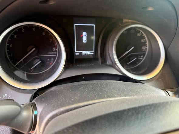 السلام عليكم
عرض 2023 TOYOTA CAMRY LE
سياره بدون صبغ فقط بارد 
Eco_normal_Sport  
محرك 4 سلندر 
رادار امامي  
قيادة ذاتية    
ارباگات بيلادي بدون ايرباك 
عداد المسافة 27,000mi مايل 📏 
رقم الشاصي موجود في الصور 
مكان سياره الكوت 
السعر بلا رقم 210 تترقم جميع المحافظات 
 واتس موجود
  ***********
***********
