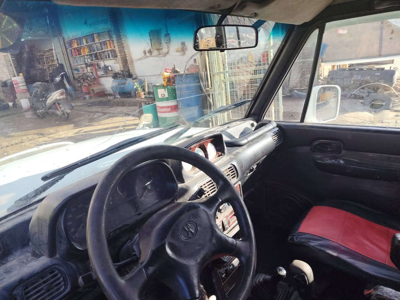 السلام عليكم كالوبر مديل ٩٩ رقم بغداد دولي مكينه كير خير من الله تبريد ثلج ٣قطع مكينه ٦ بلاد فور ويل دفع رباعي سياره خير من الله مكفوله من ضربه وصبغ بلاد كلهه داخل جلد سعر 63وبيهه مجال المو شراي لا يتصل مكينه فقط لاستيك ولاف بس اول ما تشتغل دخن وتكطع رقم الهاتف *********** مكان السياره بغداد الحسينية مال رشديه السعر 63بيهه مجال مكلف بل نشر
