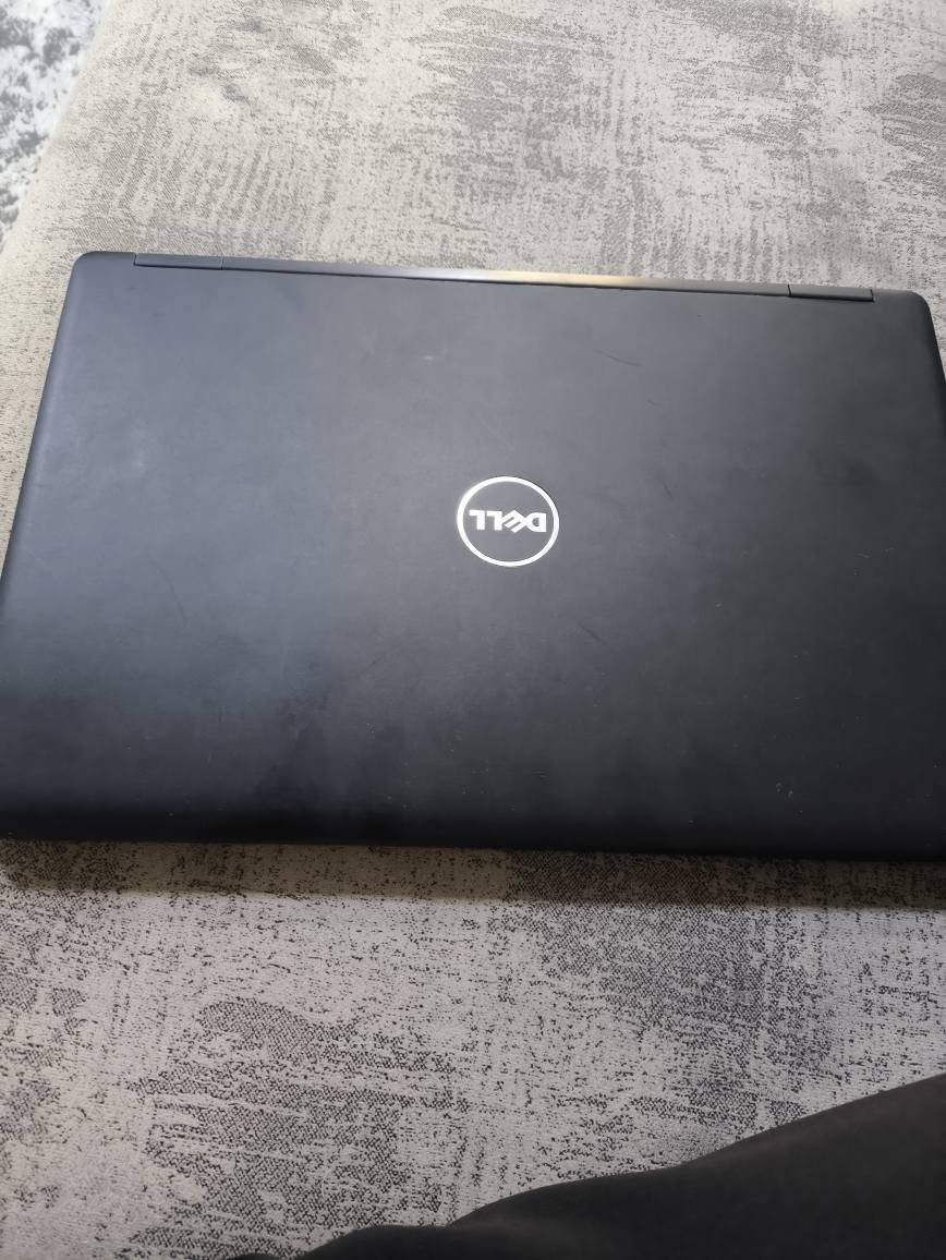 لابتوب Dell نظيف بدون اي عطل غير مفتوح مع شرط وضمان . 
150 الف وبي مجال كركوك, العراق


**إذا كنت صاحب هذا الإعلان وتريد حذفه لأي سبب، رجاءا أرسل رسالة إلى الدعم الفني**